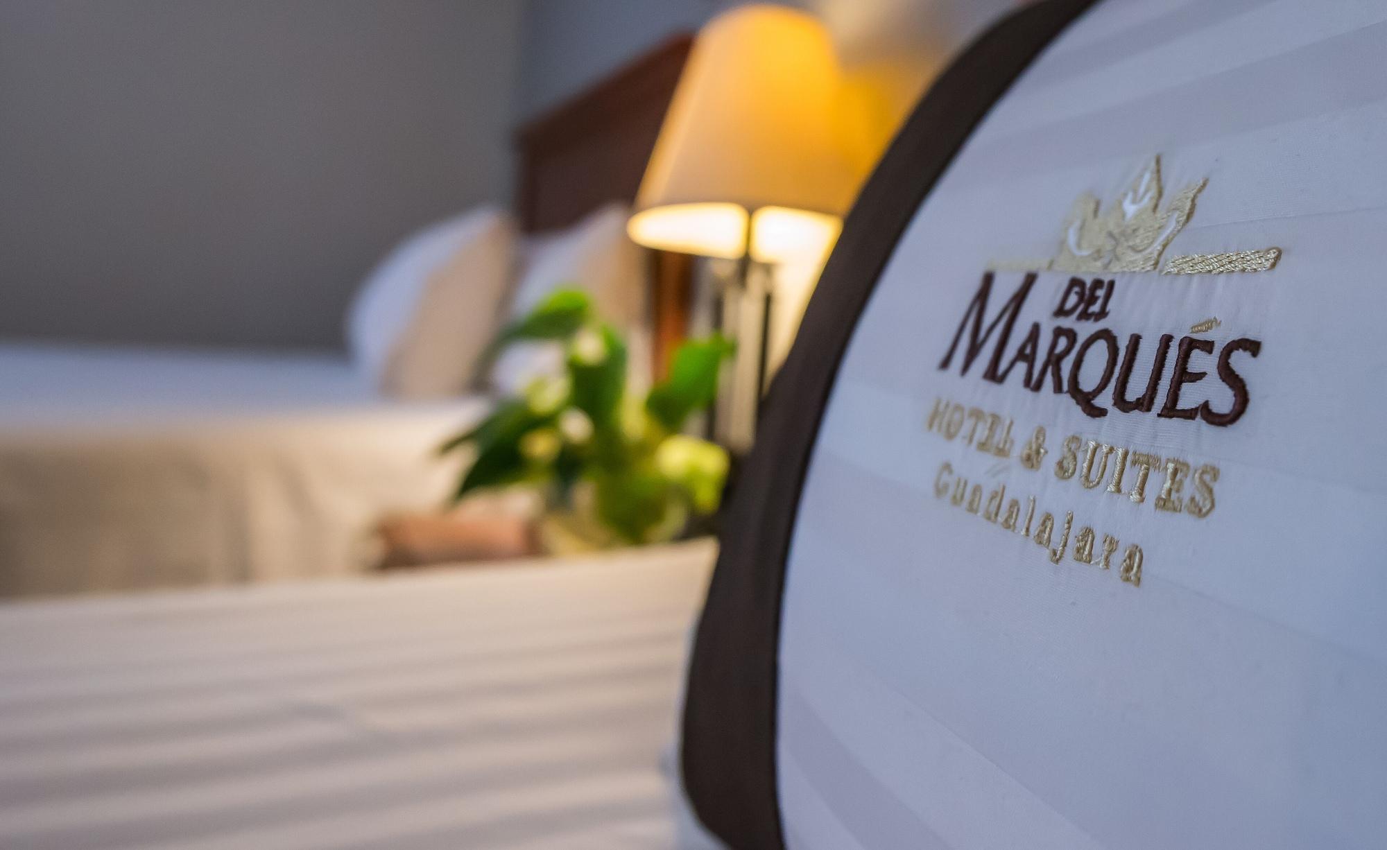 Del Marques Hotel And Suites グアダラハラ エクステリア 写真