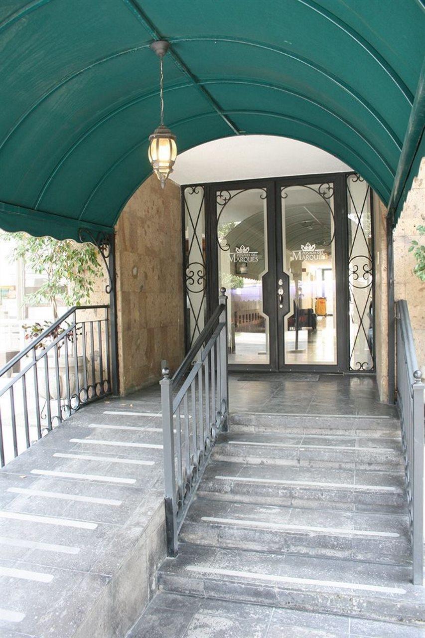 Del Marques Hotel And Suites グアダラハラ エクステリア 写真
