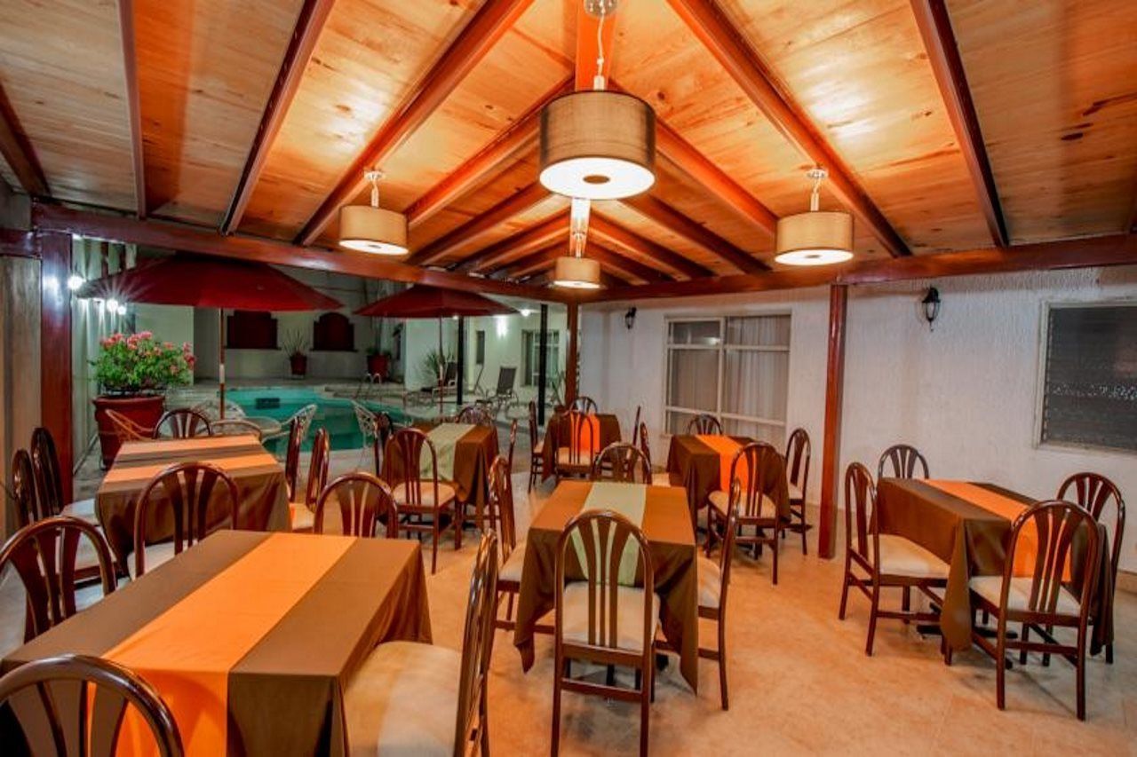 Del Marques Hotel And Suites グアダラハラ エクステリア 写真